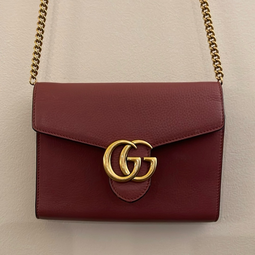 Calfskin Gucci GG Marmont Chain Wallet